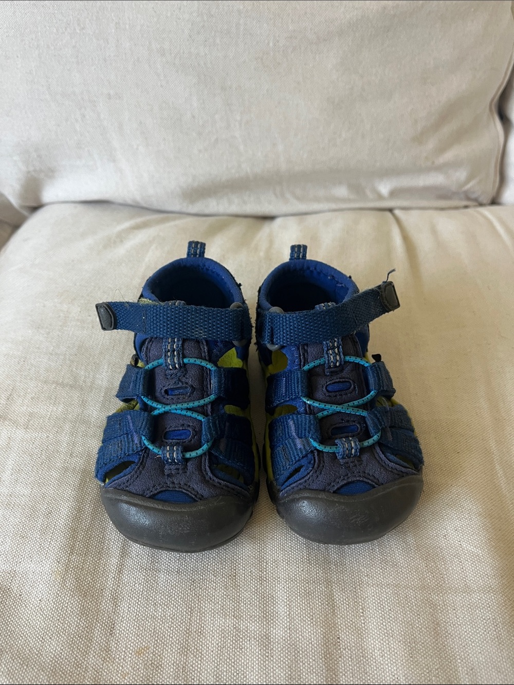 Keen Blue and Lime Closed-Toe Kids Sandals size 4 toddler - Picture 2 of 7